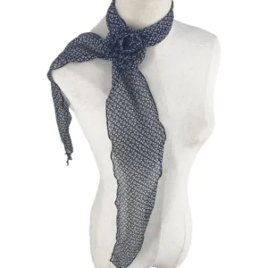 Foulard de cou floral bleu pour femmes avec fleur de rose amovible accessoire vue principale