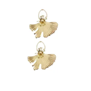 Modische goldene Blatt und Flügel Ohrringe, trendiges Nischen Design Statement Ohrschmuck.