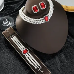 Set collana bracciale e orecchini perle multistrato con cristallo rosso per donna