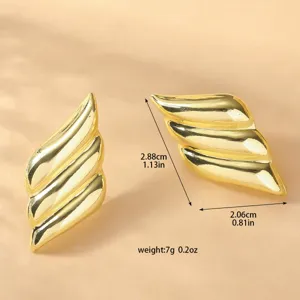 Orecchini geometrici asimmetrici dorati, eleganti orecchini pendenti in metallo per donne.