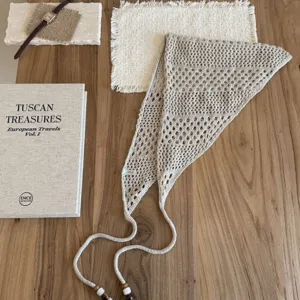 Foulard triangulaire ajouré en tricot pour femme, accessoire de cheveux d'été respirant.