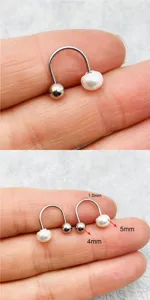 Barbell fer à cheval en acier titane avec perle et boule pour piercing hélix ore.