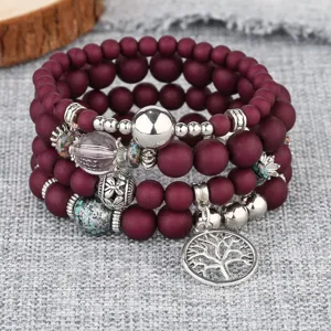 Set di bracciali di perle multistrato boho con perline bordeaux opache e ciondolo albero della vita.