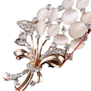 Fashion opal flower brooch for women, elegant bouquet rhinestone jewelry accessory for birthday.