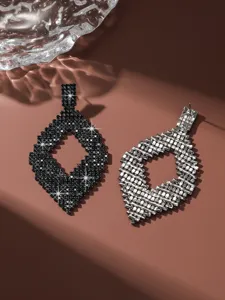 Orecchini lunghi geometrici con strass, eleganti pendenti di cristallo brillanti.