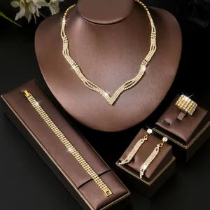 Elegantes Strass Braut Schmuck Set mit Halskette Ohrringen Armband und Ring fur Party Abend.