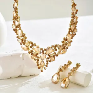 Parure de bijoux de mariée collier et boucles d'oreilles en strass cristal pour femmes.
