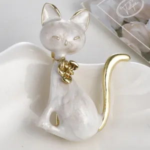 Cute Cartoon Cat Brooch Pin Alloy White Enamel Minimalist Fashion Jewelry Coat Backpack Lapel Pin Accessories For Women