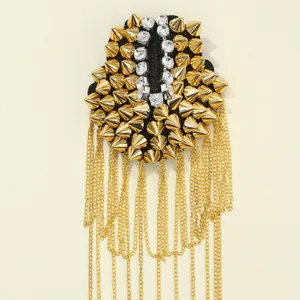 Goldene Nieten Strass Quaste Epaulette Anzug Schulter Zubehör Mode Bekleidung Abzeichen