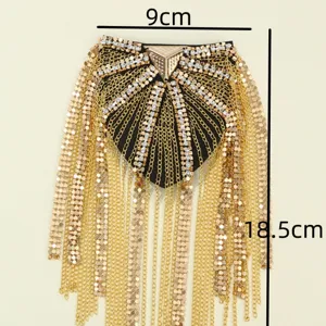 Modische Metallquasten Schulterklappe Strass Vintage Anzug Zubehör für Kleidung