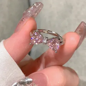 Süsser rosa Herz Schleifen Offener Ring für Damen, stilvoller Nischen Design Schmuck.