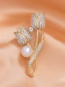 Spilla tulipano perla in strass squisita, design floreale dorato lussuoso, accessorio elegante.