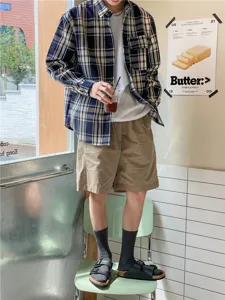 Chaussettes mi-hautes pour hommes en coton avec design côtelé élastique pour le style.