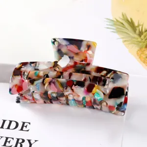 Grande pince à cheveux en acrylique design écaille élégant accessoire vintage pour femme