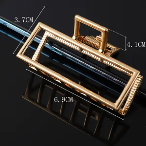 Geometric metal hair claw clip large gold rectangular hair catcher for women elegant styling.