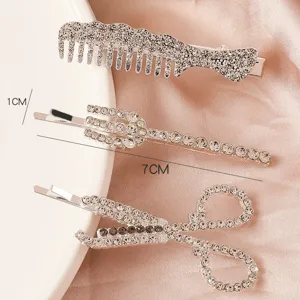 Ensemble de pinces à cheveux en strass élégantes avec des designs uniques pour femmes.
