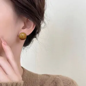 Maillard brown round stud earrings minimalist design autumn winter fashion chic jewelry for women