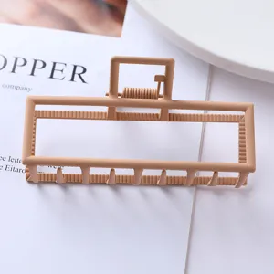 Geometric metal hair claw clip matte nude rectangular hair catch for women daily styling