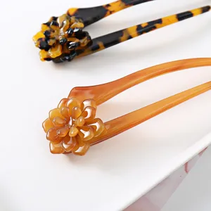 Acetate U-shaped hair fork flower hair accessory detail view stylish bun styling daily wear tool.