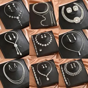 Set Gioielli Sposa Lusso Rame Strass Ciondolo Goccia Collana Orecchini Bracciale per Matrimonio Banchetto Donna Gioielli Accessori