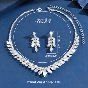 Parure collier et boucles d'oreilles feuille en zircon pour mariage et soirees.