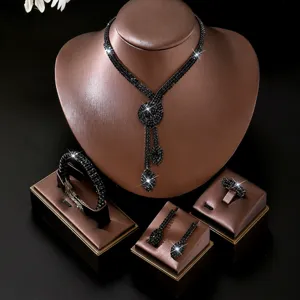 Set gioielli da sposa collana bracciale orecchini anello nappina geometrica in cristallo nero