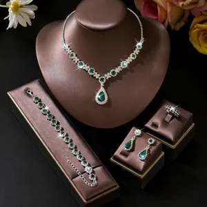 Elegant green crystal jewelry set necklace bracelet earrings ring bridal party gift