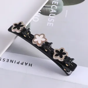Dubbellaagse haarclip met stijlvolle bloemdesign, zwarte eendenbekklem voor dames.