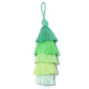 Fünfstufiger grün schattierter Polyester-Quastenanhänger für DIY-Schmuck und Blumen