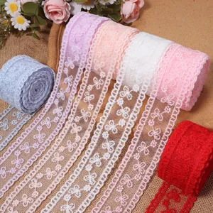 Bunte Polyester-Netzstickerei-Spitzenbandrollen, ideal für DIY-Puppenkleidung und Handwerk.
