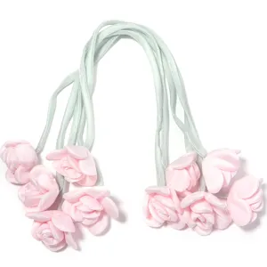 Roze stoffen bloem lint detail, schattig haaraccessoire bandje, DIY ambachtelijk kledingrandje.