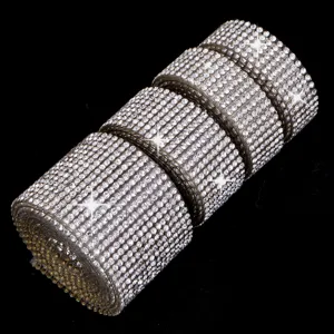 Selbstklebende Strassband DIY Diamant-Wrap Detail zeigt glänzende Kristall-Mesh-Borte.
