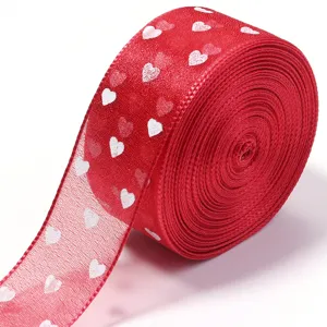 Nastro trasparente stampato con cuori rossi per artigianato fai-da-te e confezioni regalo.