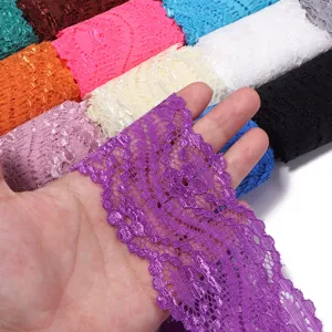 Buntes Polyester Spitzenborte Band für DIY Haarschmuck, Kleidung und Nähhandwerk.