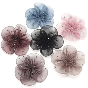 Netz-Strass-Fünf-Blütenblatt-Blumen-Zubehör, bunte DIY-Bastelbedarf für Haare oder Kleidung.