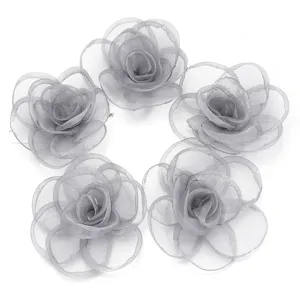 Graue Organza transparente Blumen DIY Accessoires fuer Haarklammern Kleidung Taschen.