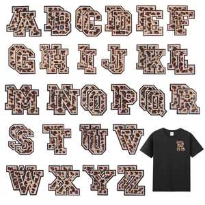 Écussons Brodés Alphabet Imprimé Léopard en Flanelle de Polyester Appliques Décoratives Pour Sacs Chapeaux Étui de Téléphone