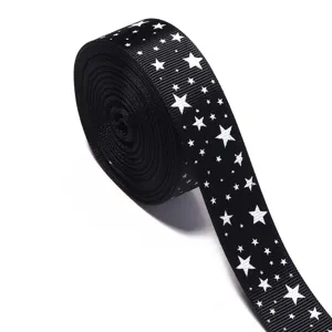 Cinta de gross negro con estampado de estrellas blancas para lazos de pelo y decoración.
