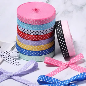 Nastro grosgrain a pois colorati per fiocchi per capelli fai da te, confezioni regalo e feste.