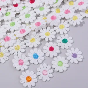 Ribete de encaje de margarita bordado blanco accesorios artesanales de flores coloridas para ropa