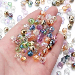 Iridiserende gefaseerde glazen aardbei kristal losse kraaltjes voor DIY sieraden.