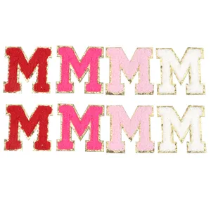 Toppa con lettera M in ciniglia con bordo glitterato dorato accessori vestiti DIY