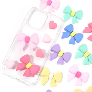 Dopamine hars strik en hart DIY bedels voor telefoonhoesjes, haarspelden en schoenen.