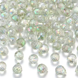 Iriserende gefaseerde kristal kralen DIY aardbei vorm losse sieraden accessoires.
