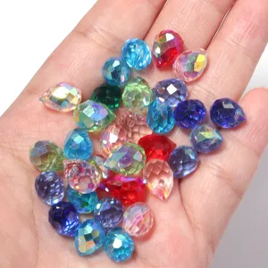 Kleurrijke gefaseerde glas aardbei kristal kralen voor DIY sieraden maken en hobby.