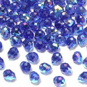 Glanzende blauwe gefacetteerde kristallen glasparels met AB-kleur voor DIY sieraden maken.