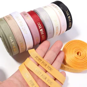 Πολύχρωμη κορδέλα grosgrain με χρυσή εκτύπωση για συσκευασία δώρων και φιόγκους DIY.