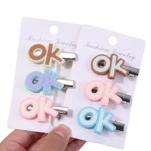 Kleurrijke OK letter haarklemmen schattige PVC haarspelden mode haaraccessoires