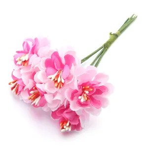 Hermoso ramo de flores artificiales de tela rosa para la decoración de boda y hogar