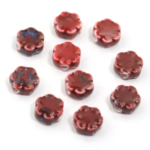 Perles en ceramique fleurs rouge fonce trou droit pour accessoires bijoux diy.